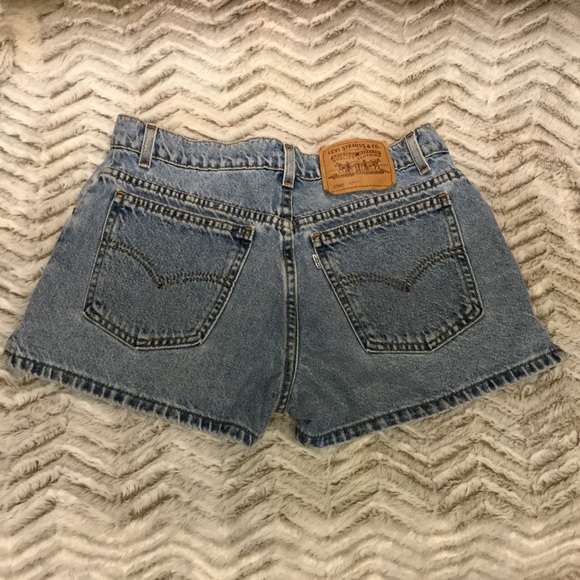 Levi Strauss Vintage 912 Denim Shorts Slim Size 11 - Picture 2 of 7